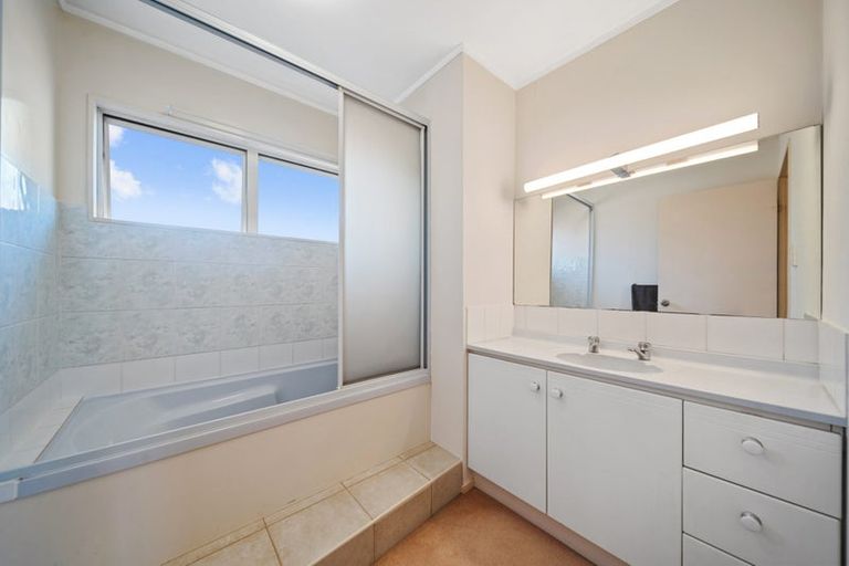 Photo of property in 1/7 Camden Place, Papatoetoe, Auckland, 2025