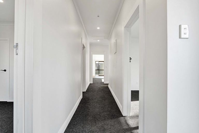 Photo of property in 22 Olivia Street, Stratford, 4332