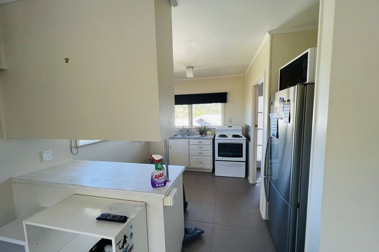 Photo of property in 18a Agincourt Street, Glenfield, Auckland, 0629