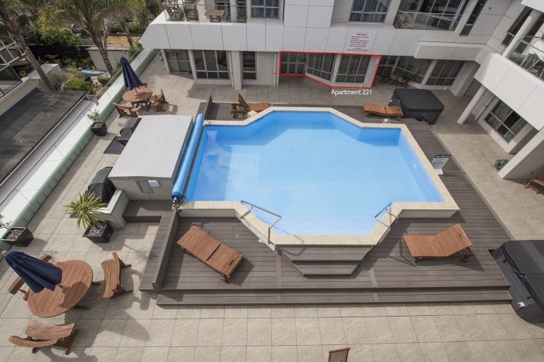 Photo of property in Anchorage Apartments, 221/36 Victoria Road, Mount Maunganui, 3116