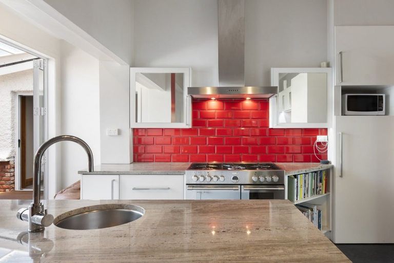 Photo of property in 24 Limbrick Street, Terrace End, Palmerston North, 4410