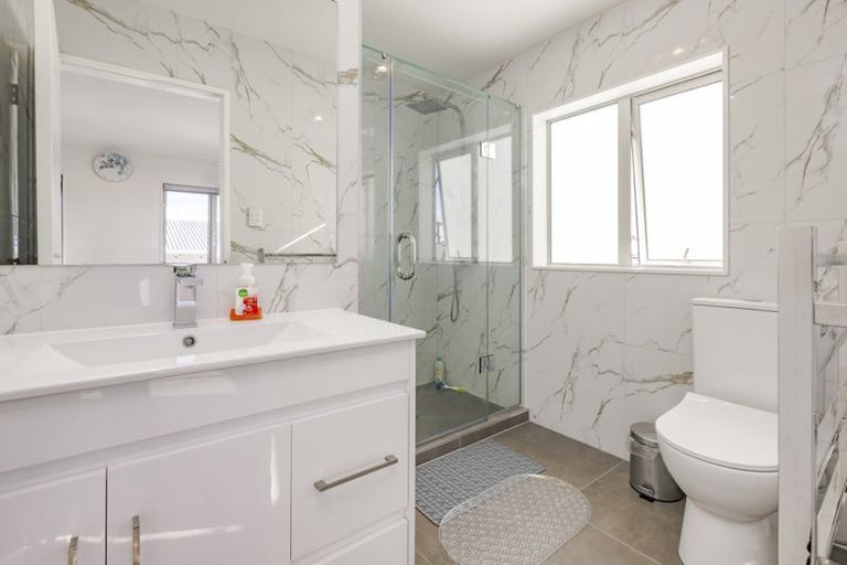 Photo of property in 40a Alma Crescent, Papakura, 2110