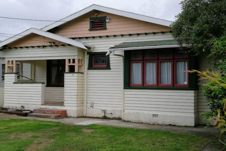 Photo of property in 37 Riverside Drive, Waiwhetu, Lower Hutt, 5010