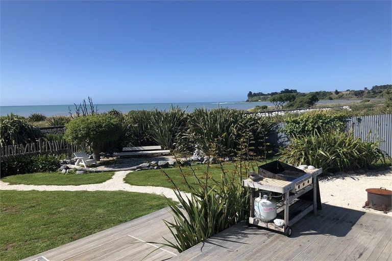 Photo of property in 1364 State Highway 1, Mangamaunu, Kaikoura, 7371