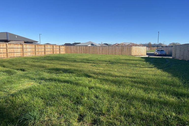 Photo of property in 24 Inch Crescent, Rangiora, 7400