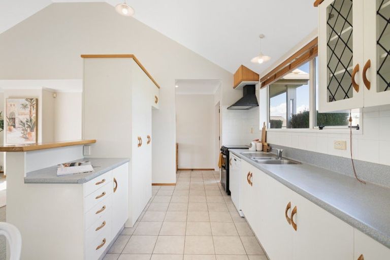 Photo of property in 5 Grantleigh Way, Pyes Pa, Tauranga, 3112