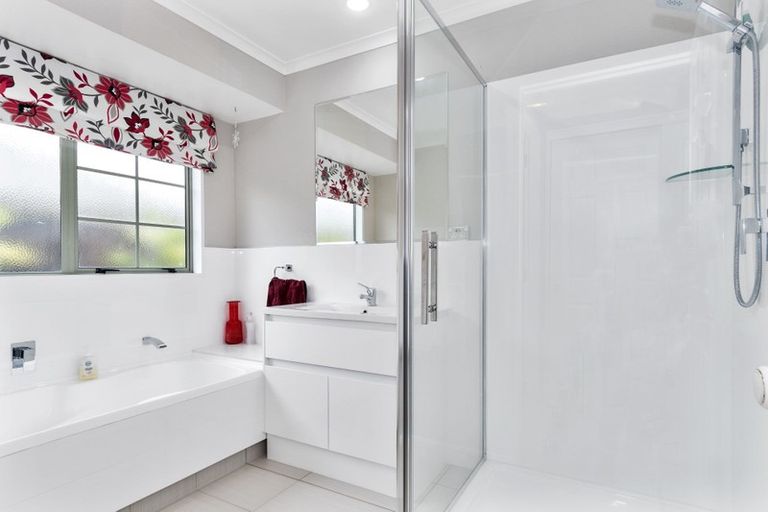 Photo of property in 4 Crichton Terrace, Mount Maunganui, 3116