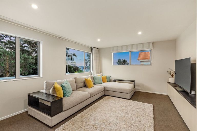 Photo of property in 1211 Whangaparaoa Road, Gulf Harbour, Whangaparaoa, 0930
