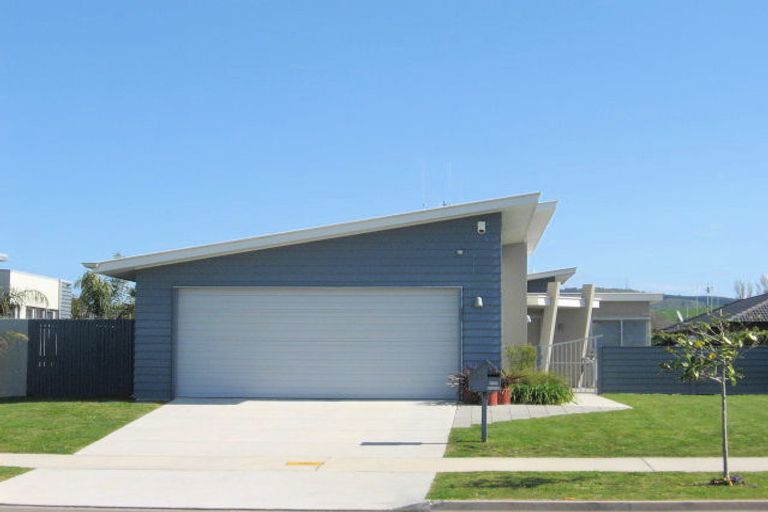 Photo of property in 20 Oriental Parade, Papamoa Beach, Papamoa, 3118