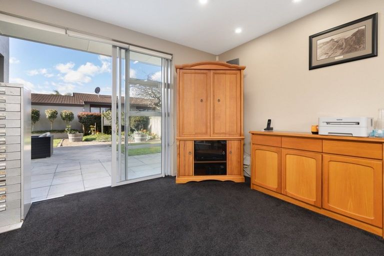 Photo of property in 102 Freyberg Street, Otumoetai, Tauranga, 3110