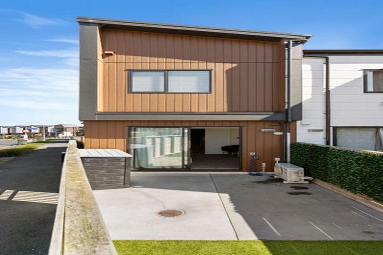 Photo of property in 40 Mahalo Avenue, Wiri, Auckland, 2104