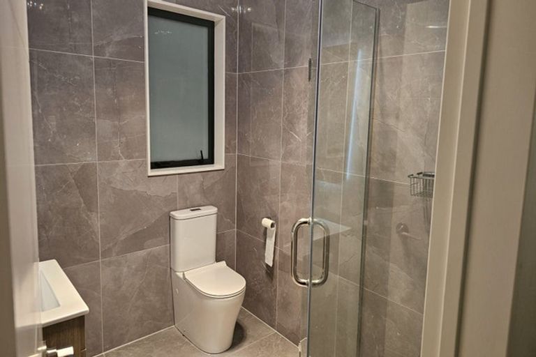 Photo of property in 60 Drumbuoy Drive, Flat Bush, Auckland, 2019