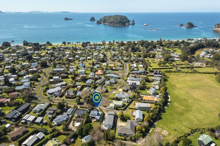Photo of property in 35 Michelle Lane, Hahei, Whitianga, 3591