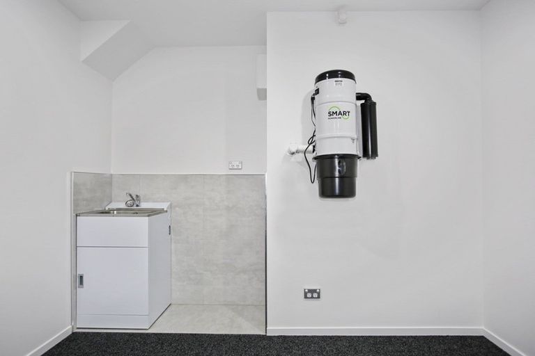 Photo of property in 72b Grove Road, Papakura, 2110