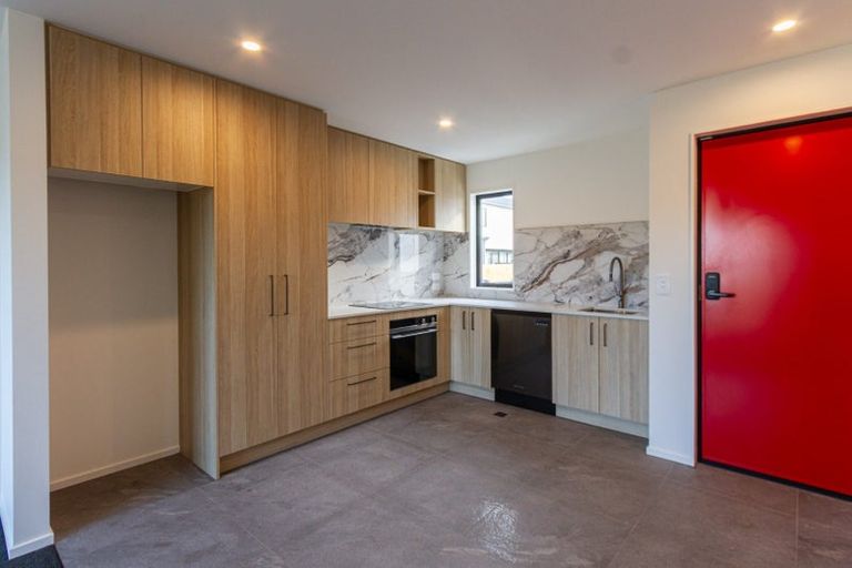 Photo of property in 10/60 Division Street, Riccarton, Christchurch, 8041
