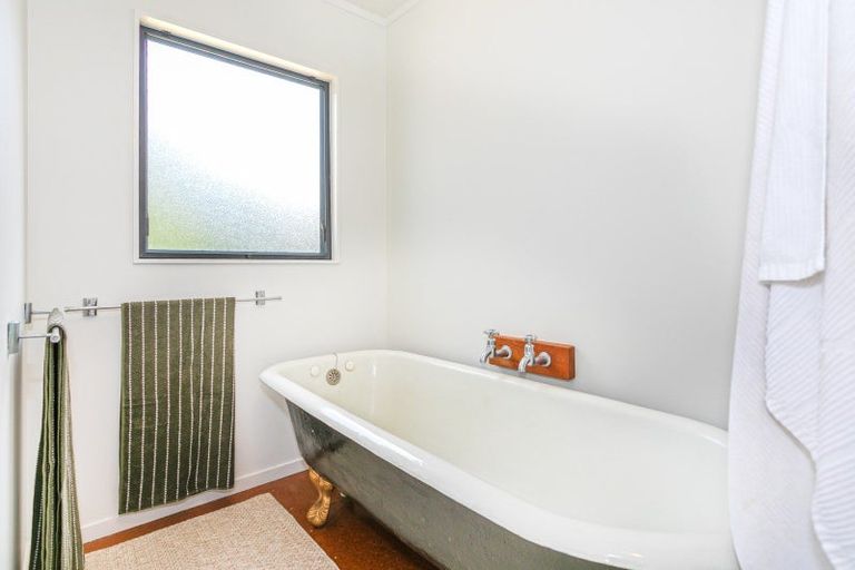 Photo of property in 35 Michelle Lane, Hahei, Whitianga, 3591