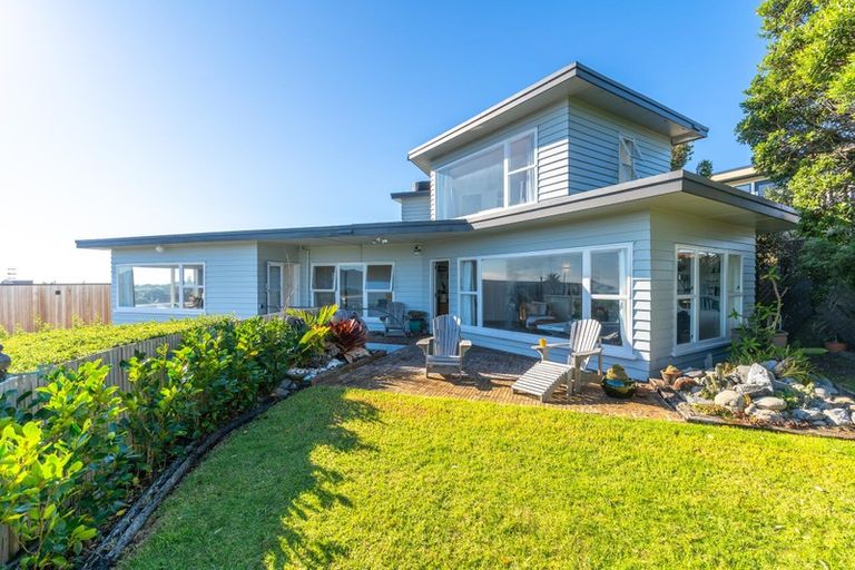 Photo of property in 15 Webber Street, Paraparaumu Beach, Paraparaumu, 5032