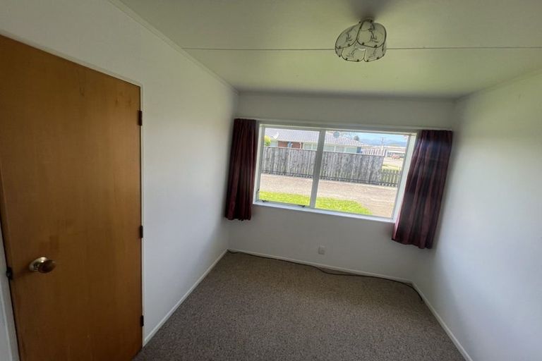 Photo of property in 16a Mako Mako Road, Levin, 5510