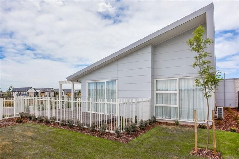 Photo of property in 21 Ashdown Way, Rolleston, 7615