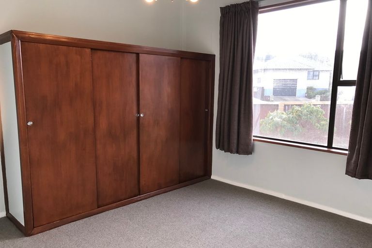 Photo of property in 10 Lochend Street, Musselburgh, Dunedin, 9013