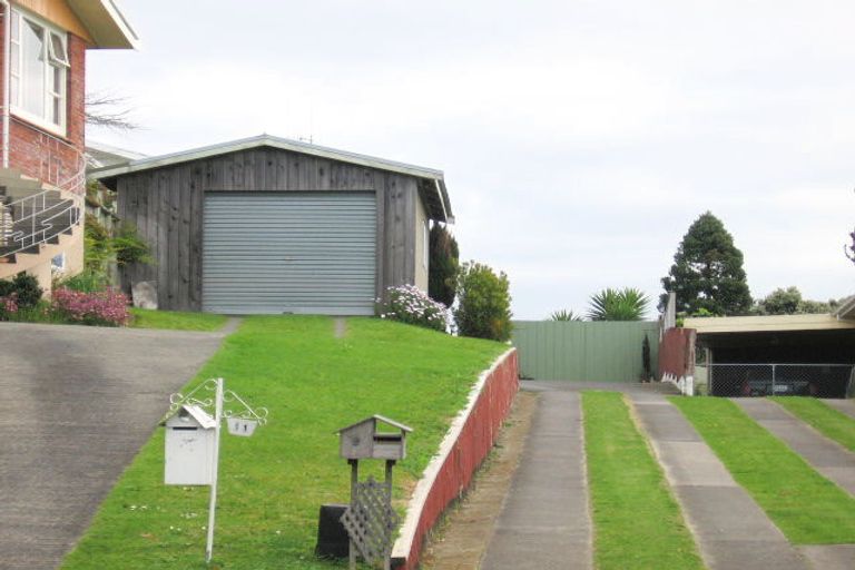 Photo of property in 9 Upland Street, Brookfield, Tauranga, 3110