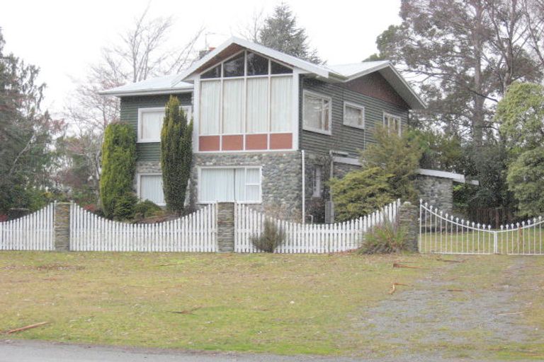 Photo of property in 168 Te Anau Terrace, Te Anau, 9600