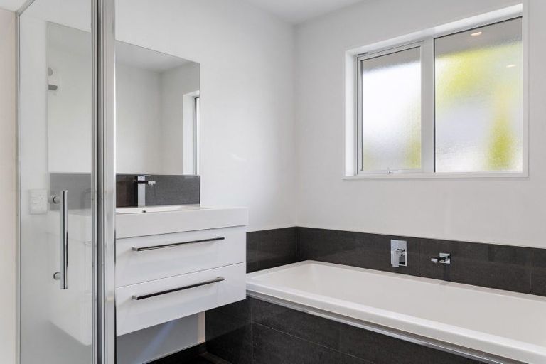 Photo of property in 128 Mays Road, St Albans, Christchurch, 8052