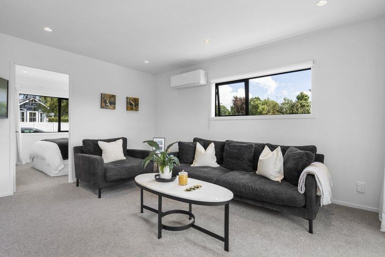 Photo of property in 54a Williams Street, Cambridge, 3434