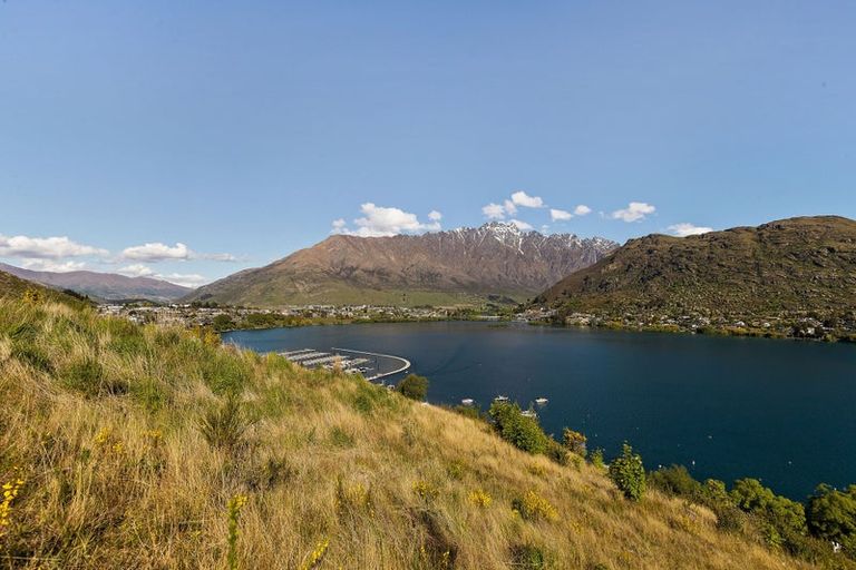 Photo of property in 10 Snowy Place, Frankton, 9300