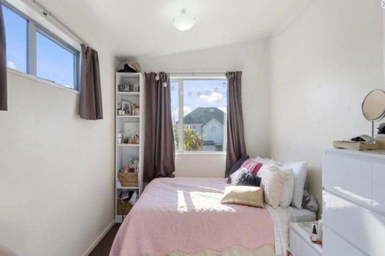 Photo of property in 49 Matipo Street, Riccarton, Christchurch, 8041