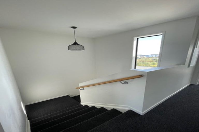 Photo of property in 14 Minhas Road, Papakura, 2110