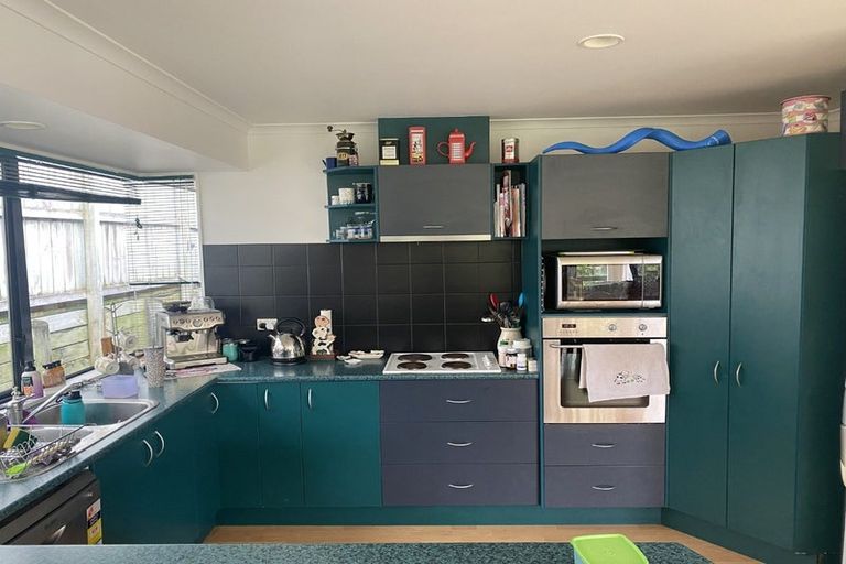 Photo of property in 6 Red Oak Place, Schnapper Rock, Auckland, 0632