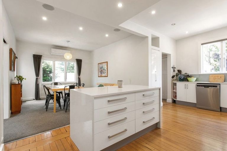 Photo of property in 8 Bradshaw Terrace, Riccarton, Christchurch, 8011