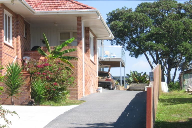 Photo of property in 1/348 Beach Road, Mairangi Bay, Auckland, 0630