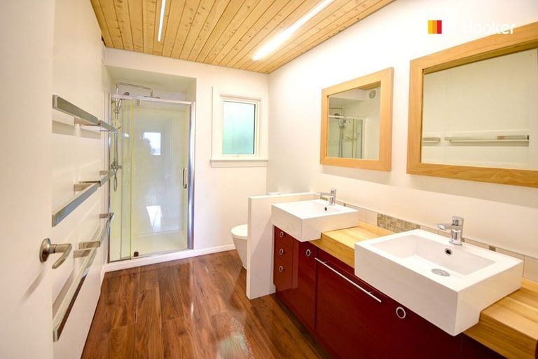 Photo of property in 15 Porterfield Street, Macandrew Bay, Dunedin, 9014