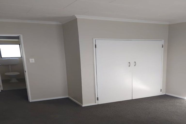 Photo of property in 3-5 Booth Street, Carterton, 5713