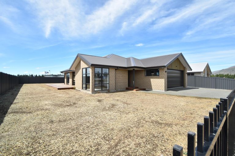 Photo of property in 39 Lakeland Avenue, Twizel, 7901