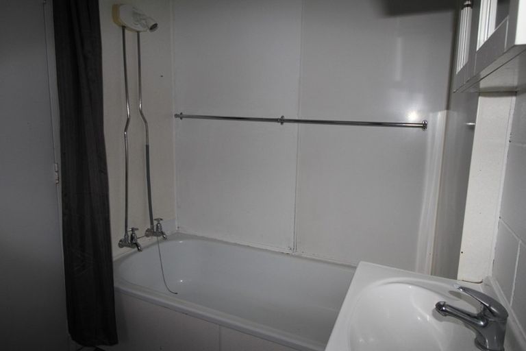 Photo of property in 8c Seaforth Avenue, Milson, Palmerston North, 4414