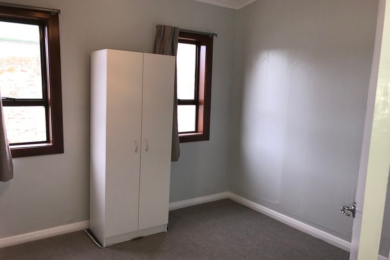 Photo of property in 10 Lochend Street, Musselburgh, Dunedin, 9013