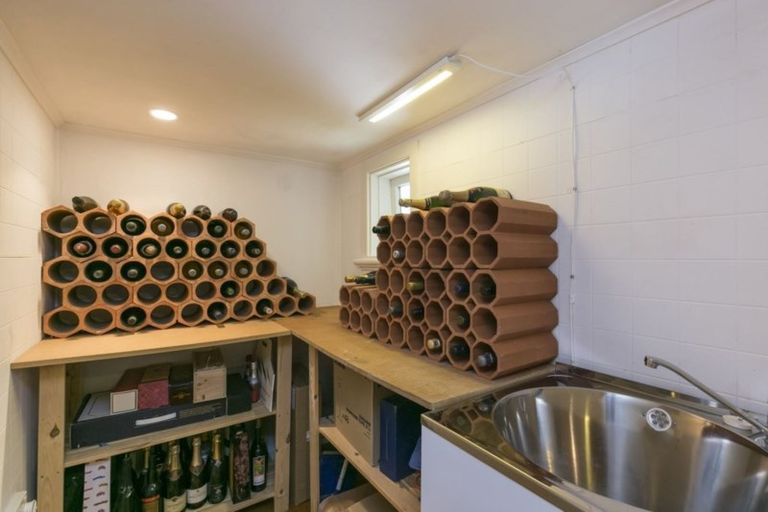 Photo of property in 31 Rawhiti Terrace, Kelburn, Wellington, 6012