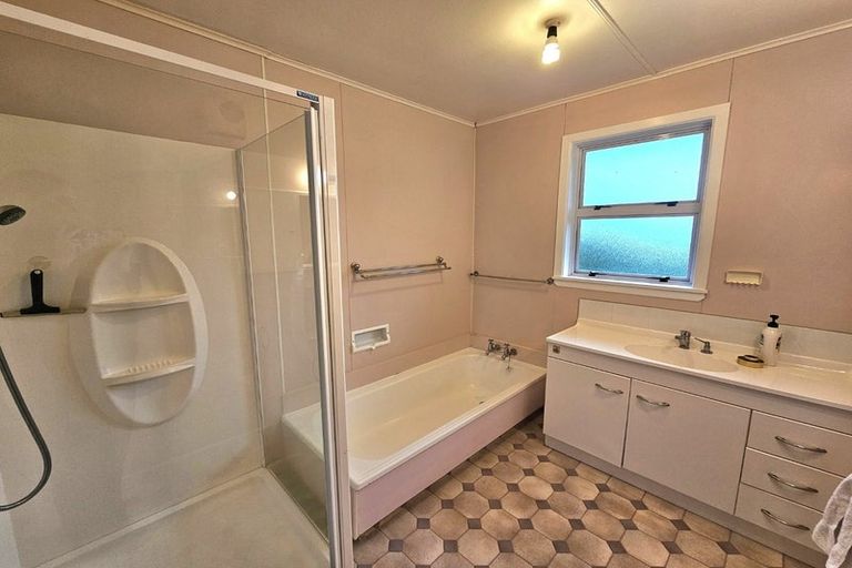 Photo of property in 61a Brois Street, Frankleigh Park, New Plymouth, 4310