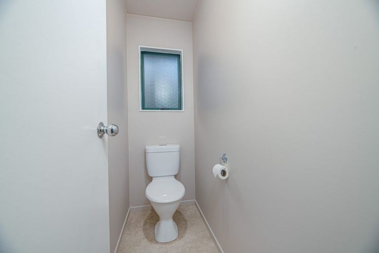 Photo of property in 6a Jillian Drive, Ranui, Auckland, 0612