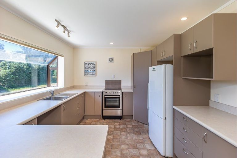 Photo of property in 20 Rua Avenue, Waitarere Beach, Levin, 5510