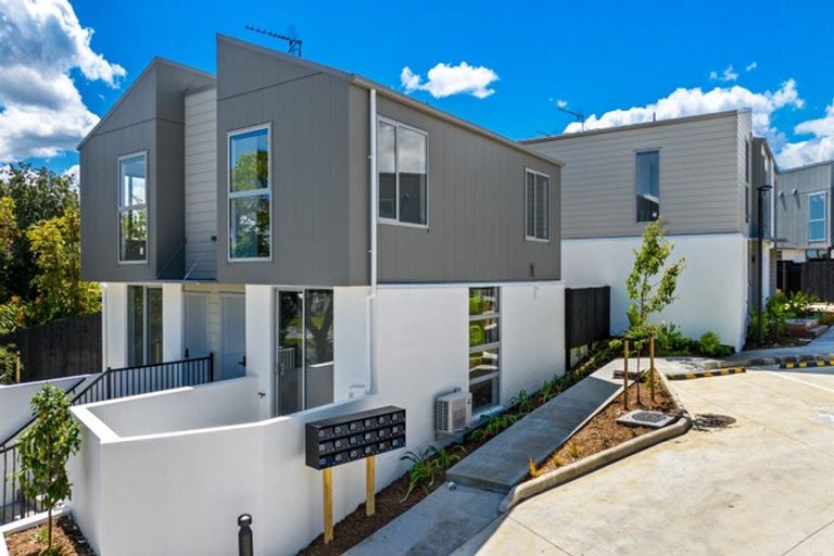 Photo of property in 8/25 Tranent Road, Mangere, Auckland, 2022