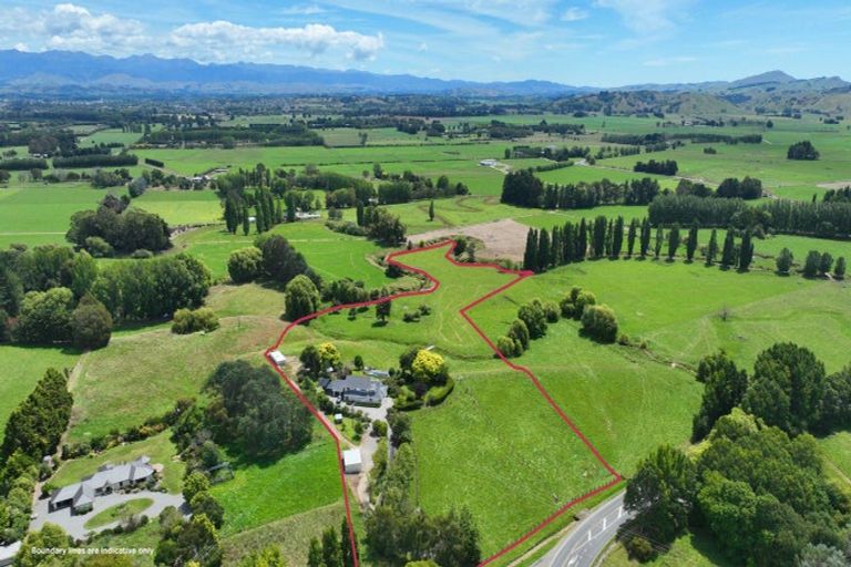 Photo of property in 2 Lees Pakaraka Road, Te Ore Ore, Masterton, 5886