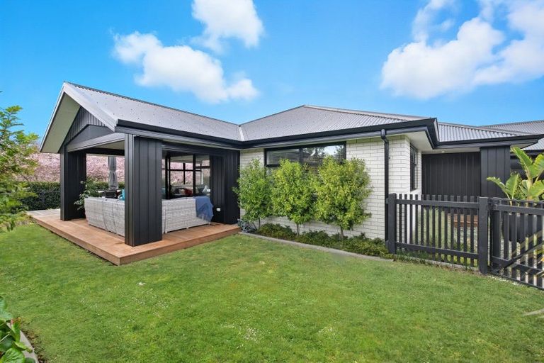 Photo of property in 10 Serenity Drive, Omokoroa, 3114