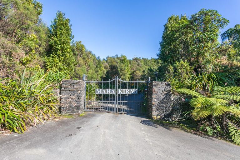 Photo of property in 13 Mahakirau Road, Manaia, Coromandel, 3581