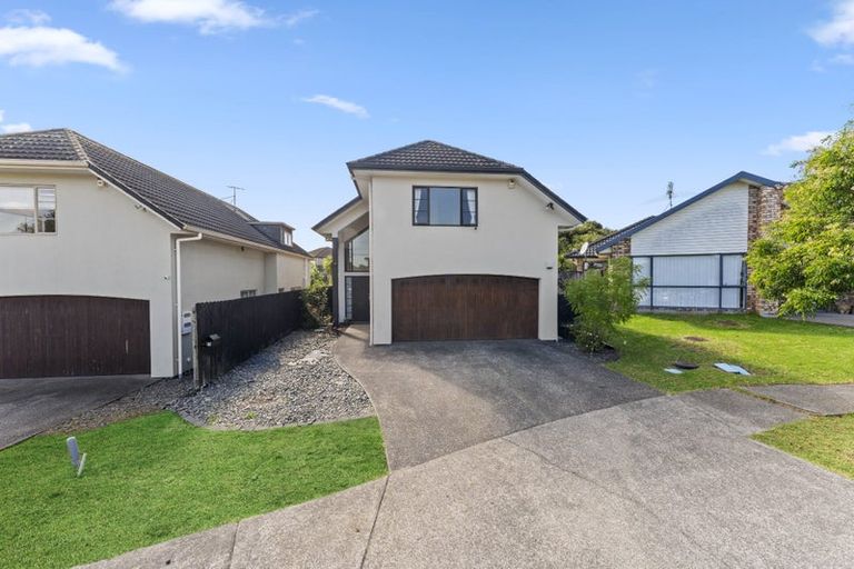 Photo of property in 4a Dapple Place, Flat Bush, Auckland, 2019