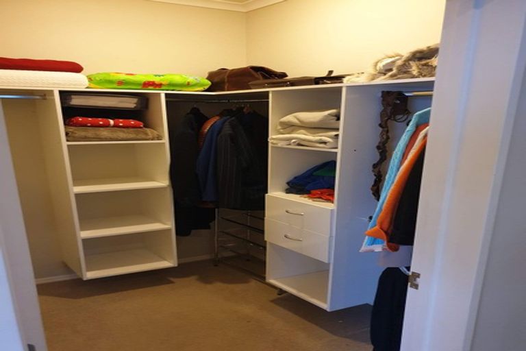 Photo of property in 89g Island Bay Road, Beach Haven, Auckland, 0626