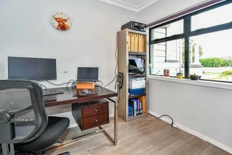 Photo of property in 516a Great South Road, Rosehill, Papakura, 2113